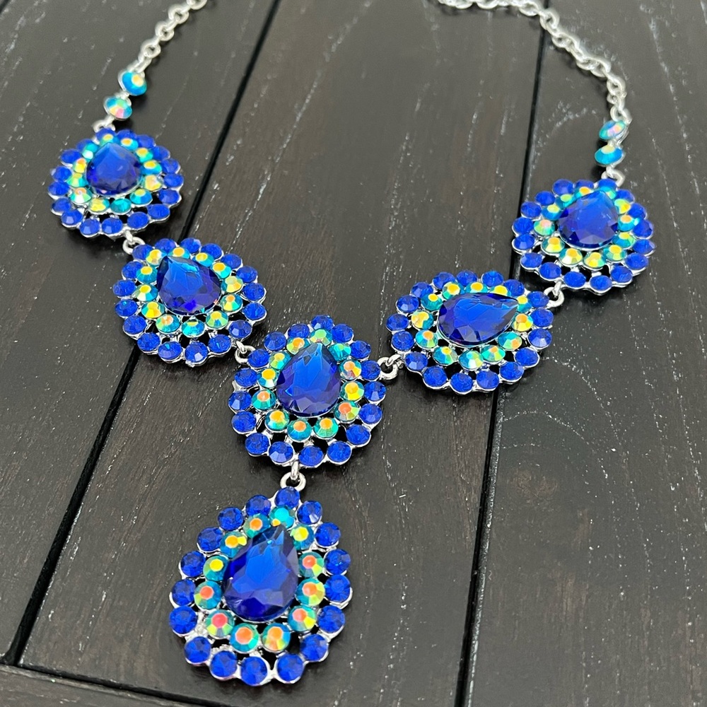 Statement Necklace NWOT